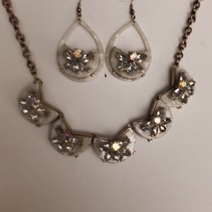 Elegant Crystal Statement Necklace & Drop Earring Set